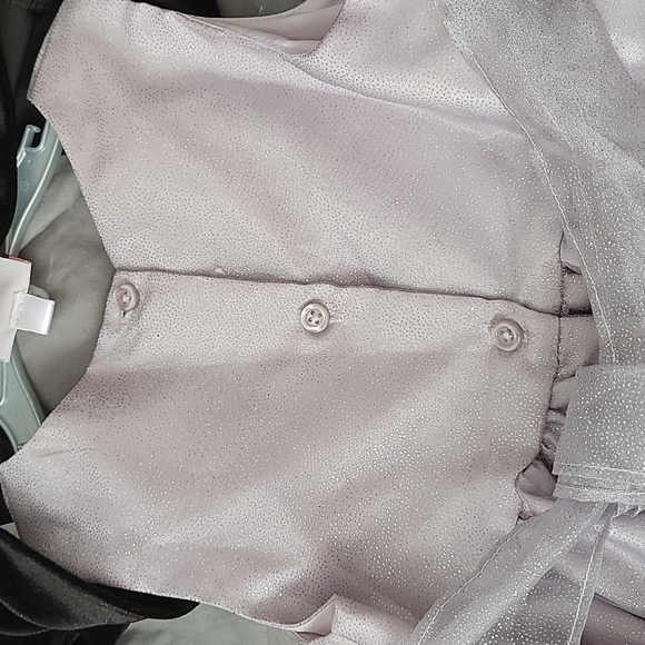 Dress Wedding/Christmas 4T - Picture 8 of 8